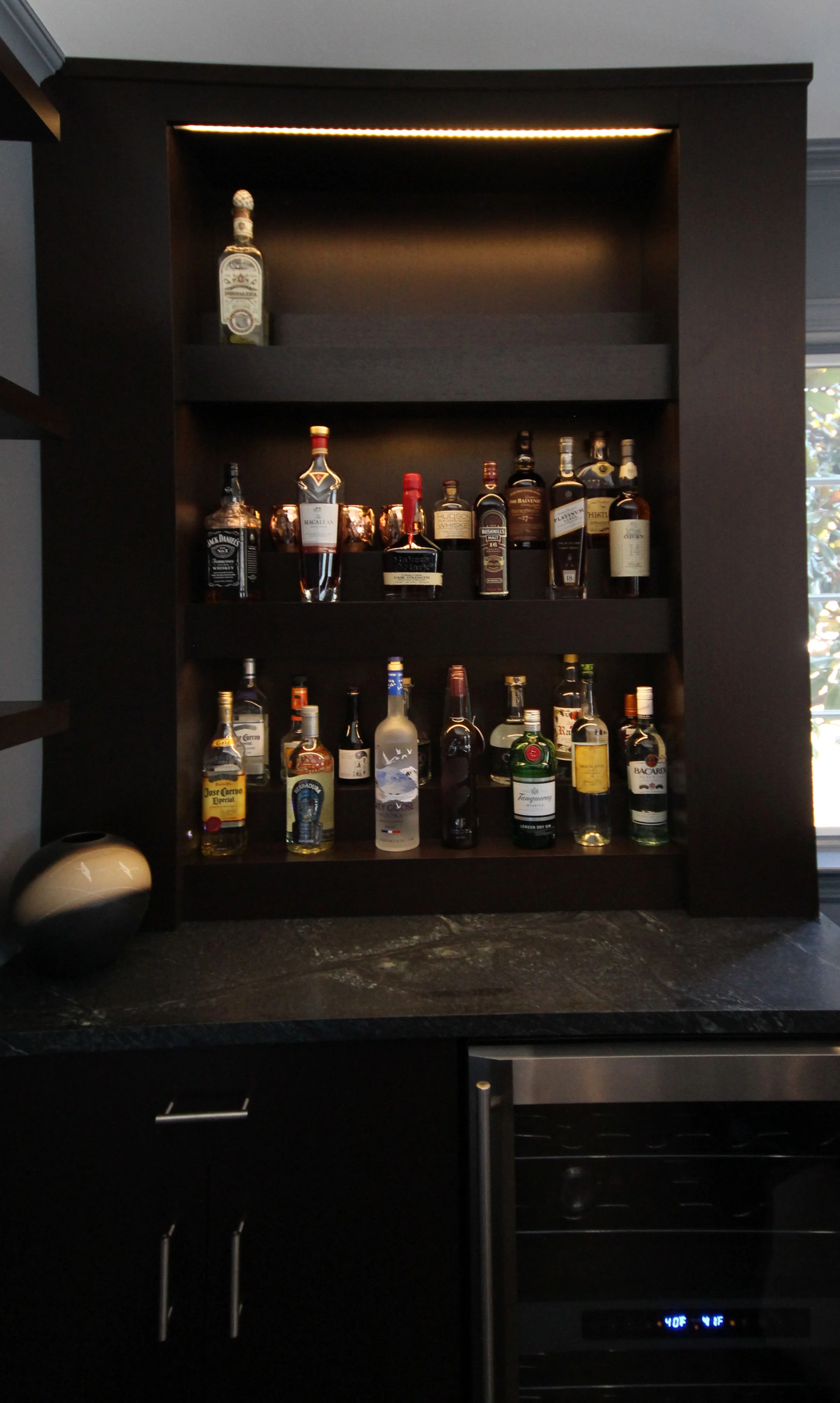 05 - Bar.jpg