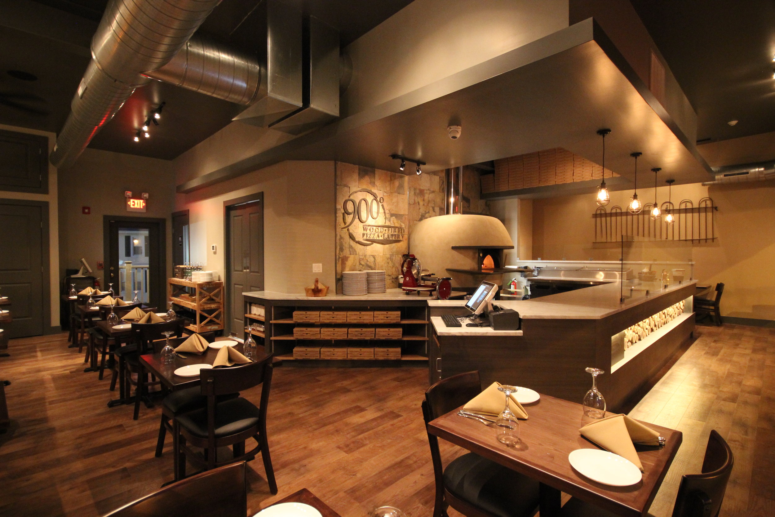 900 Wood Fired Pizza Eatery (3).JPG
