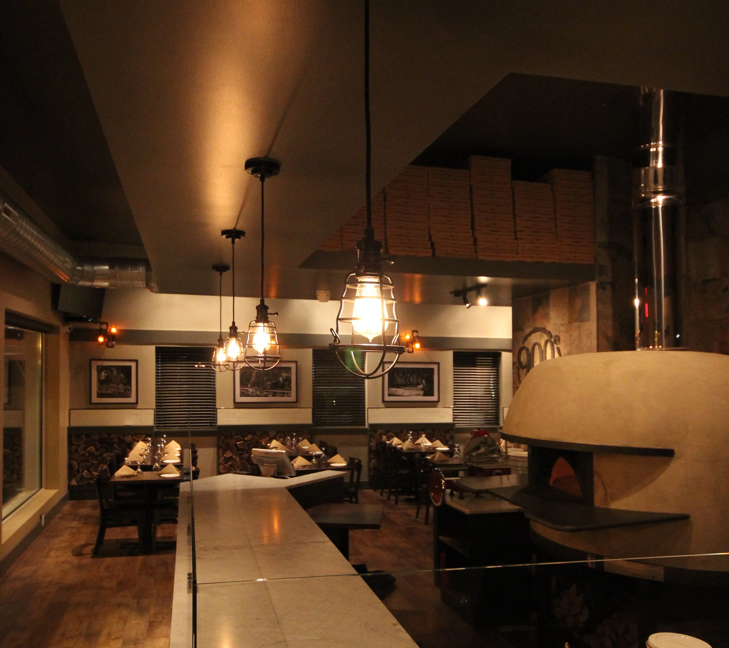 900 Wood Fired Pizza Eatery (8).JPG