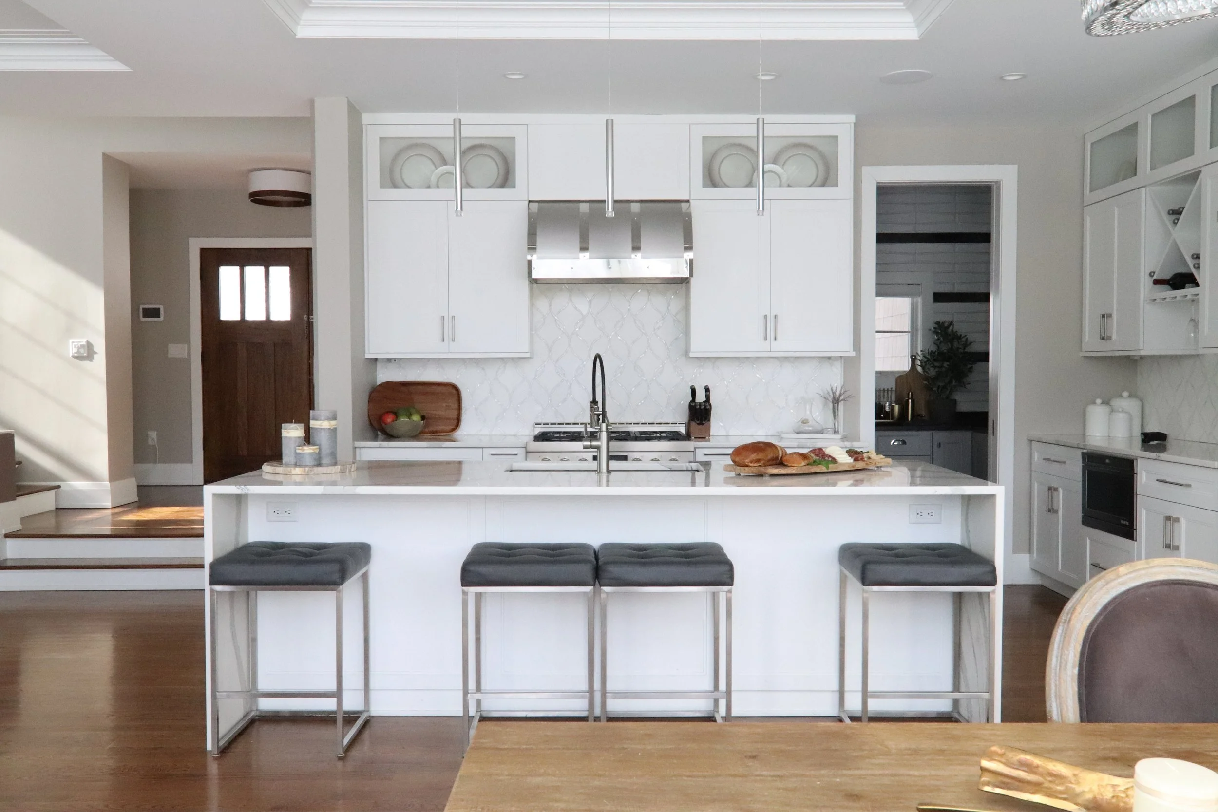 05 Dono - Kitchen.JPG