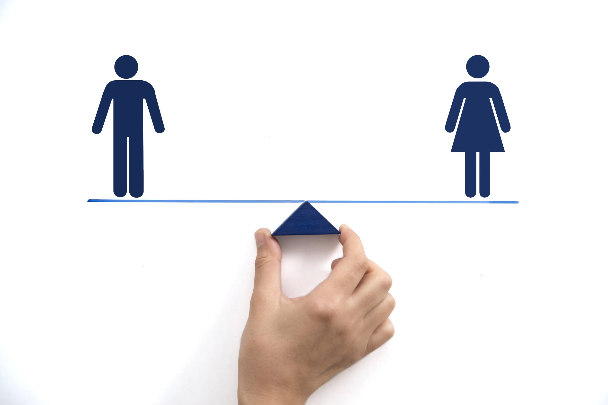 Landsstýrið víkur frá egnum javnstøðureglum