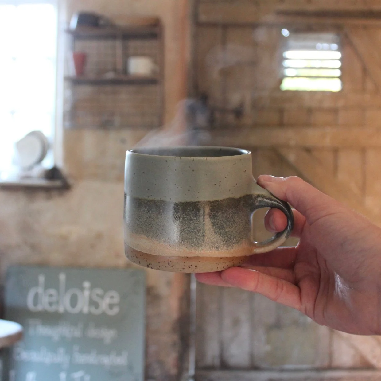 deloise 3.jpg