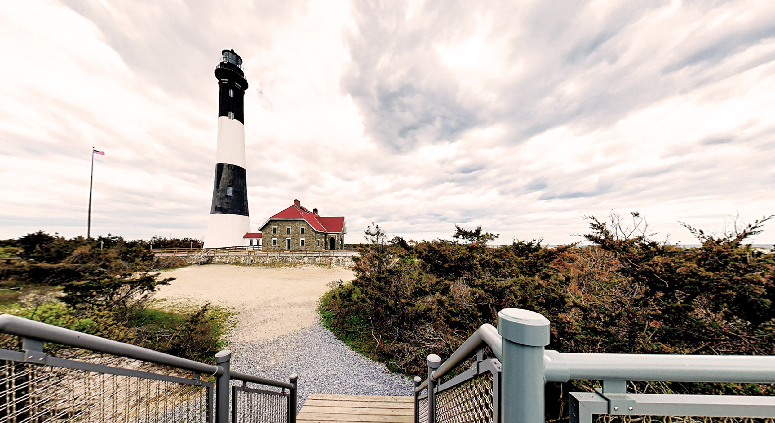 lighthouse1 copy.jpg