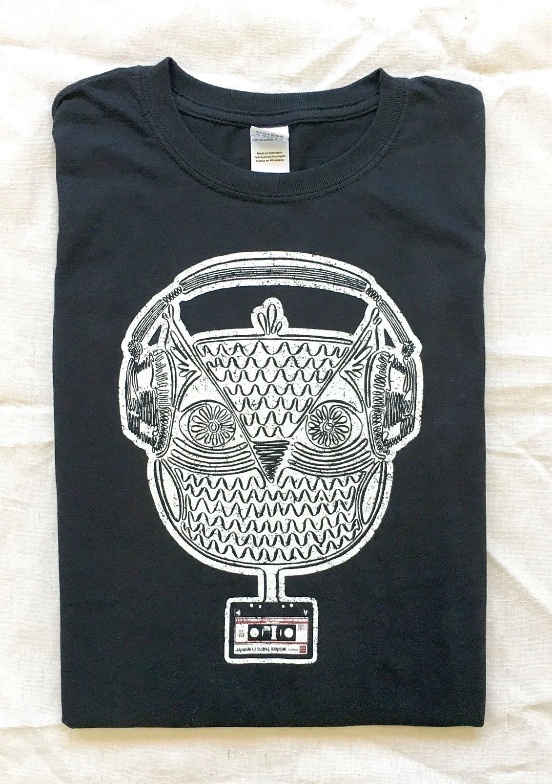 tee_owl_cassette_01_blk.jpg