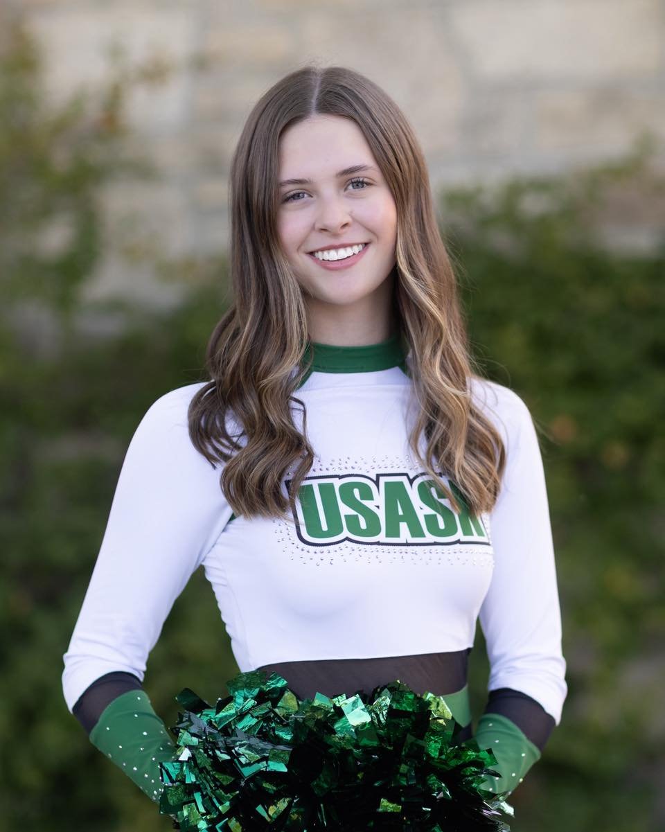 Sending all the belated birthday love to Jhaira today! 🥳🤍💚
&bull;&bull;
Special thanks to our Ultimate Grand Champion Sponsor 
Motion Fitness - Brighton
&bull;&bull;
Special thanks to our grand Champion Sponsors 
supplementworldsask
The Saskatchew