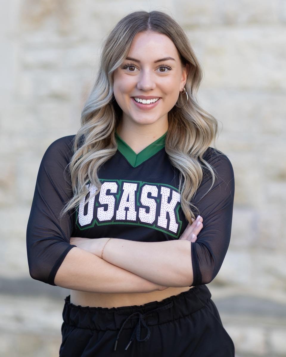 Sending all the birthday love to Hayden today! 🥳💚🤍
&bull;&bull;
Special thanks to our Ultimate Grand Champion Sponsor 
motionfitnessyxe
&bull;&bull;
Special thanks to our Grand Champion Sponsors 
supplementworldsask
The Saskatchewan Dance Project
