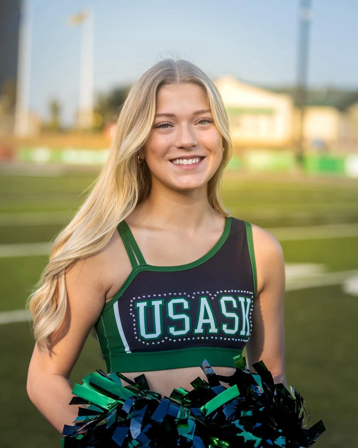 Sending all the belated birthday love to Kylee today! 🥳💚🤍
&bull;&bull;
Special thanks to our Ultimate Grand Champion Sponsor 
motionfitnessyxe
&bull;&bull;
Special thanks to our Grand Champion Sponsor
supplementworldsask
sask_danceproject
organict