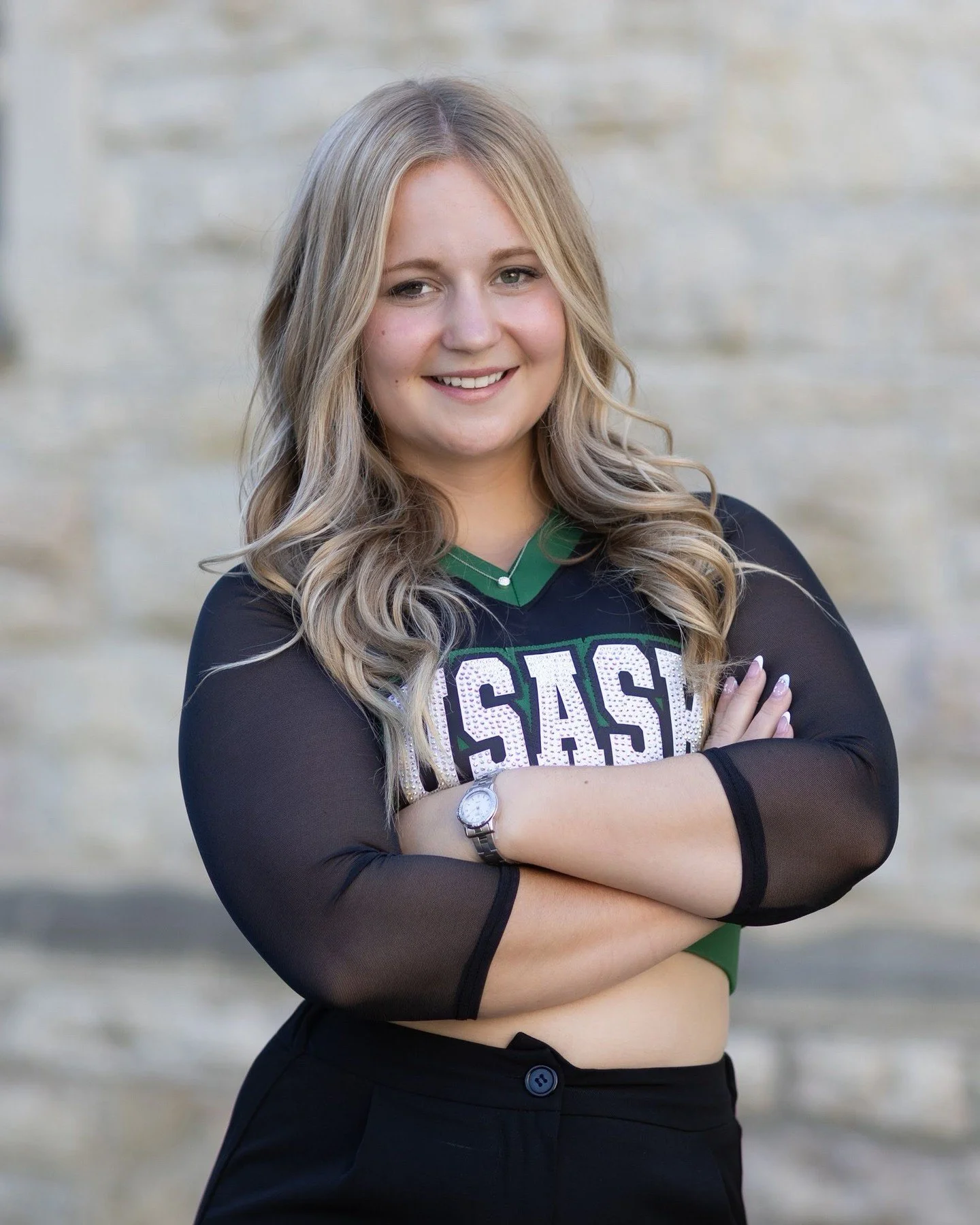 Sending all the birthday love to Tyra today! 🥳💚🤍
&bull;&bull;
Special thanks to our Ultimate Grand Champion Sponsor 
@motionfitnessyxe 
&bull;&bull;
Special thanks to our Grand Champion Sponsors 
@supplementworldsask 
@organictansaskatoon 
@sask_d