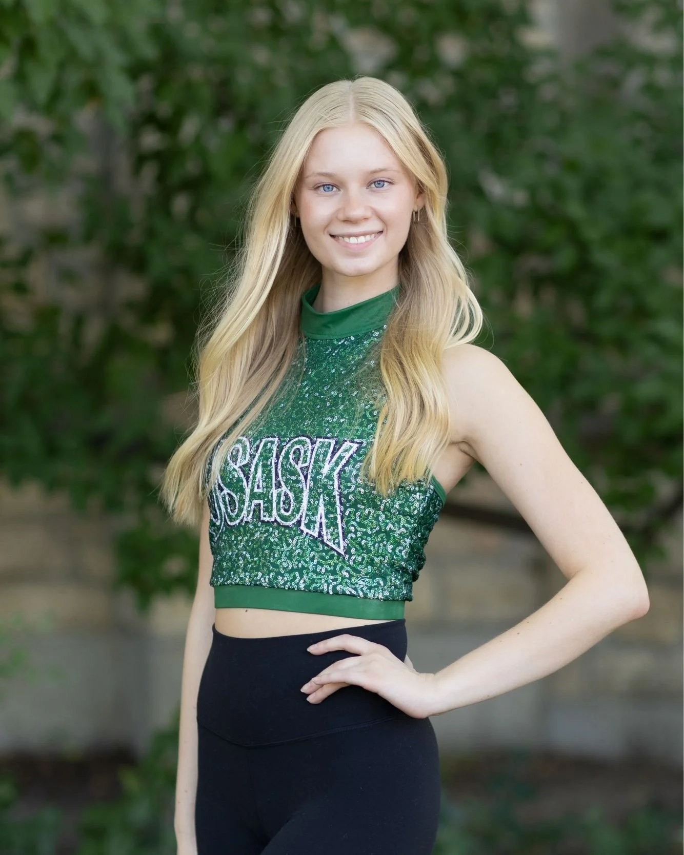 Sending all the birthday love to Ariel today! 🥳💚🤍
&bull;&bull;
Special thanks to our Ultimate Grand Champion Sponsor 
@motionfitnessyxe 
&bull;&bull;
Special thanks to our Grand Champion Sponsors 
@supplementworldsask 
@organictansaskatoon 
@sask_