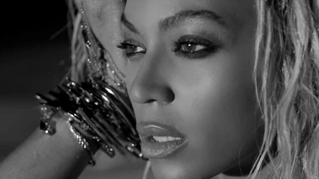 Beyoncé 'Drunk in Love ft. JAY Z'