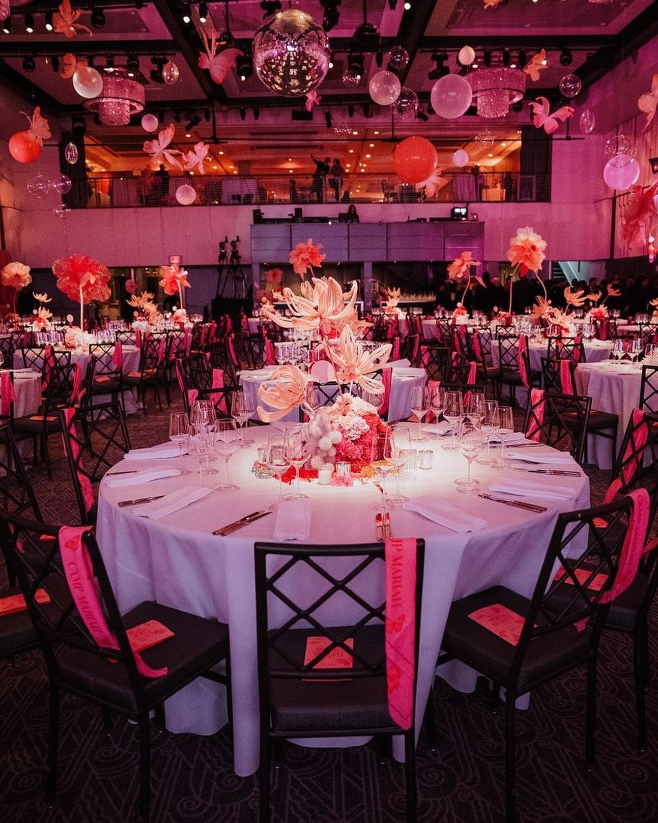 @mixedcompanynyc never ceases to amaze us with how she transforms the ballroom. She uses her talent and creativity to tell unique stories and set the bar higher and higher every time she&rsquo;s at the Ziegfeld! 🌸🪩💕

#Repost @gmcreativeagency @mix