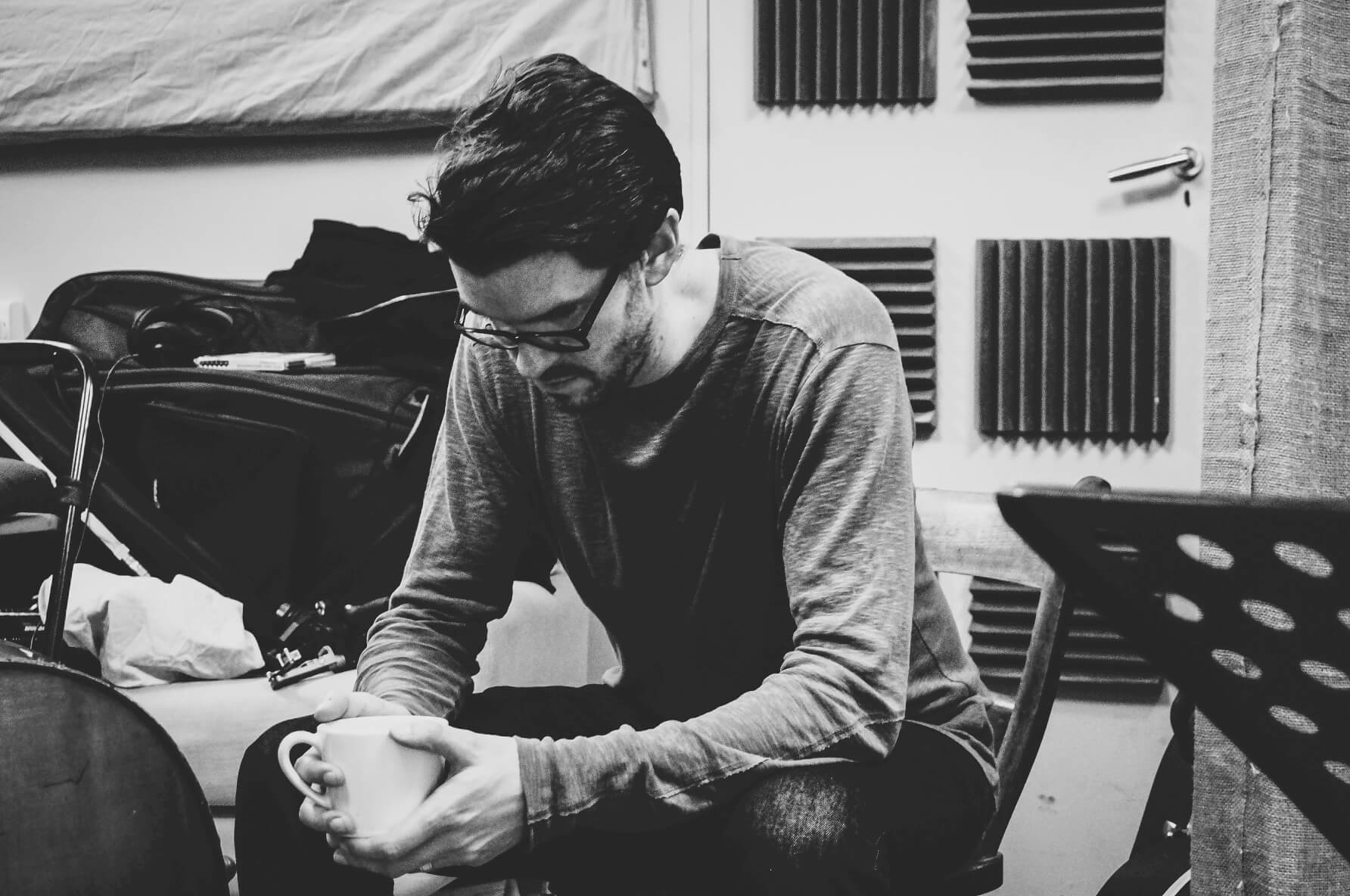 steve-banks-sitting-tea-sara-colman-recording-session-jazz-british-canyon.jpg