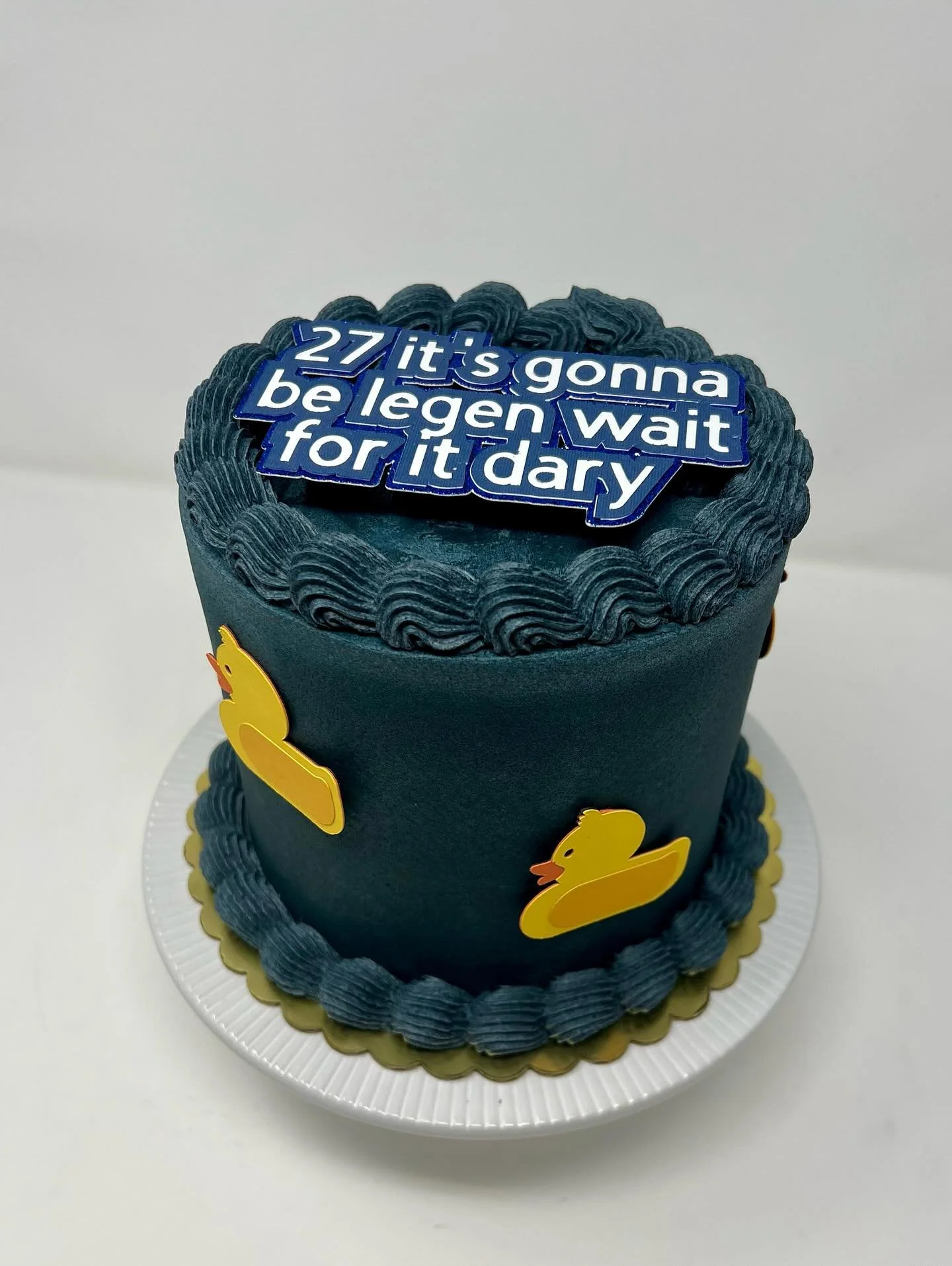 Can anyone name the show that inspired this cake? ☂️ #cake #cakesofinstagram #midlandtx #odessatx