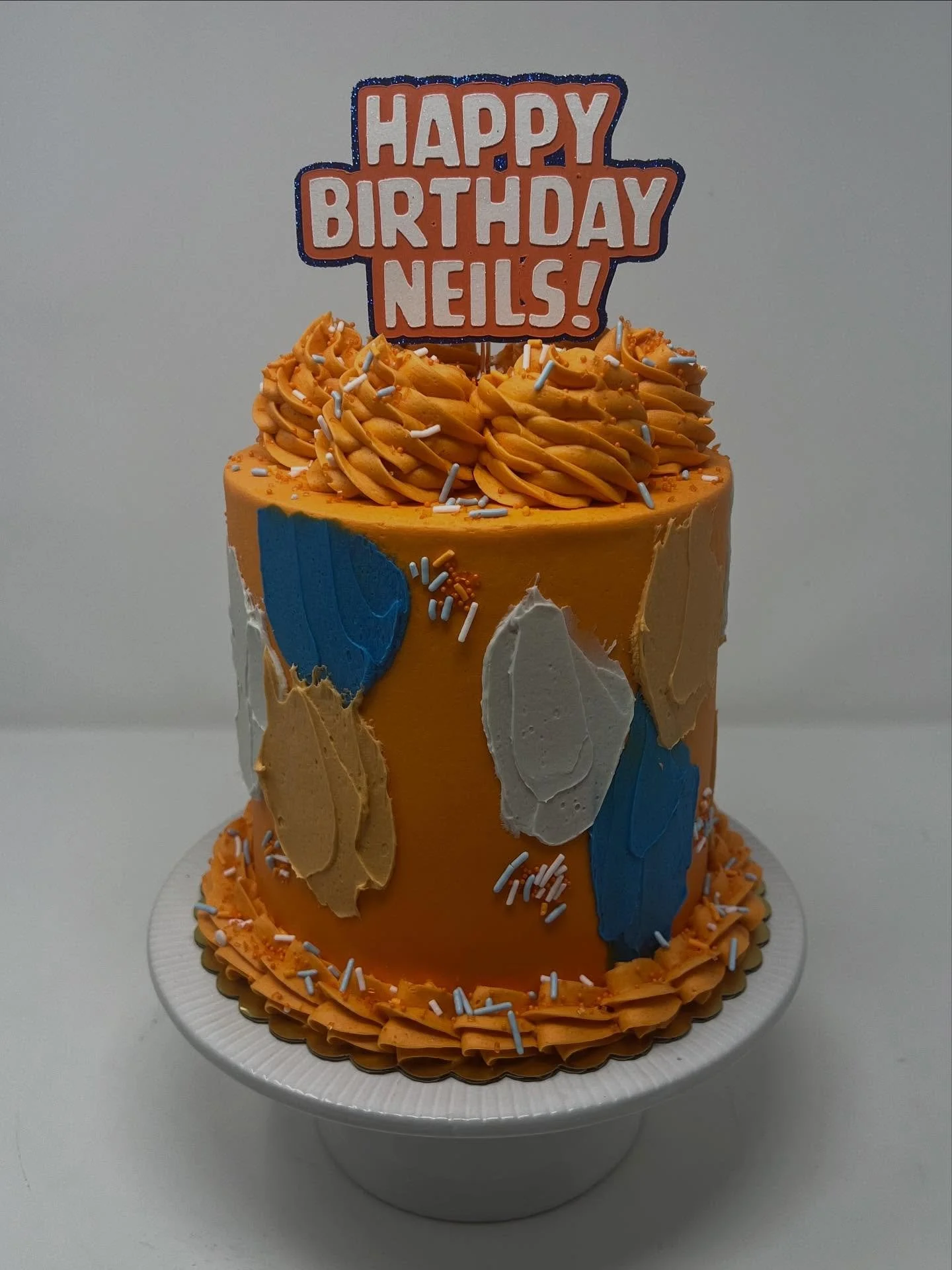 Happiest of birthdays to this orange loving boy! 🧡 @katieberg12