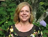 small_Jeanine headshot 8-2017.jpg
