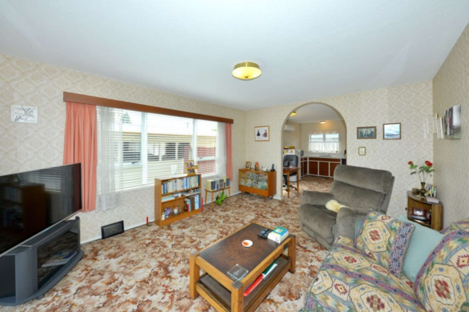 94 Sullivan Ave4.png