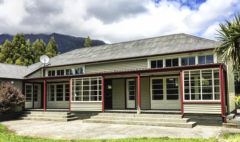 1350 LAKE BRUNNER ROAD - INCHBONNIE