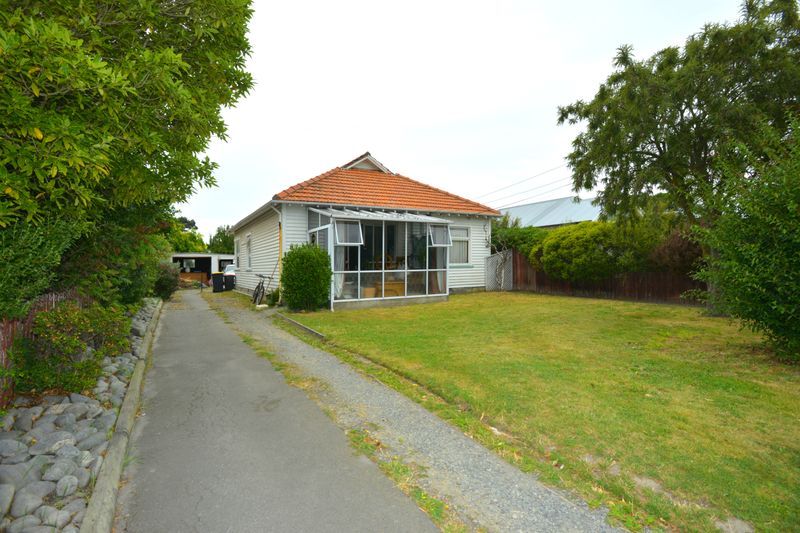 140 HILLS ROAD - EDGEWARE