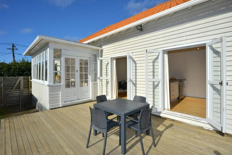 83 EDWARD AVENUE - ST ALBANS