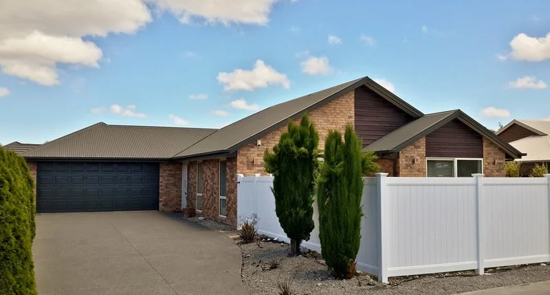 18 HIGHWOOD LANE - BURNSIDE