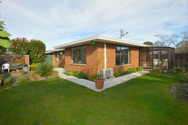 2/231 GRAHAMS ROAD - BISHOPDALE