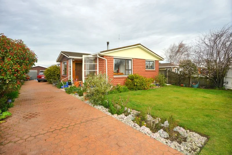 8 TULLOCH PLACE - PAPANUI