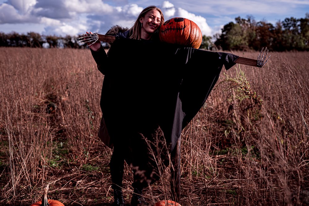 Little_Oaks Autumn Festival Buckingham Halloween Pumpkin_Picking Farm Skelaton Hay_Bale-21.jpg