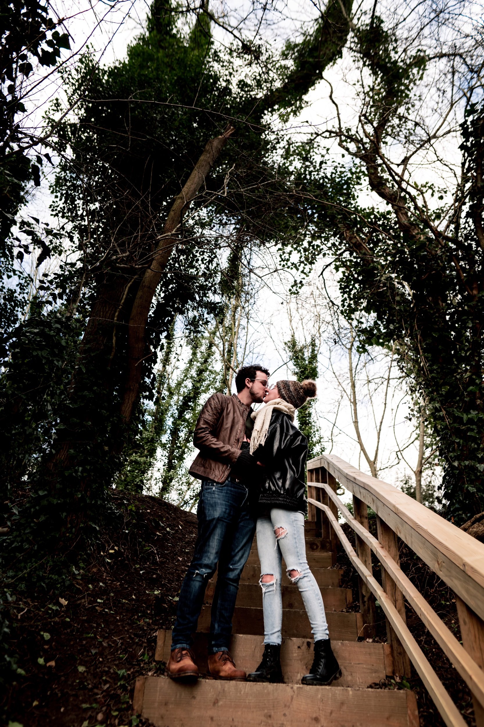 Walker_McCabe%20Memories%20Wooden_Walkway%20Minis%20Valentines%20Minishoot-4.jpeg