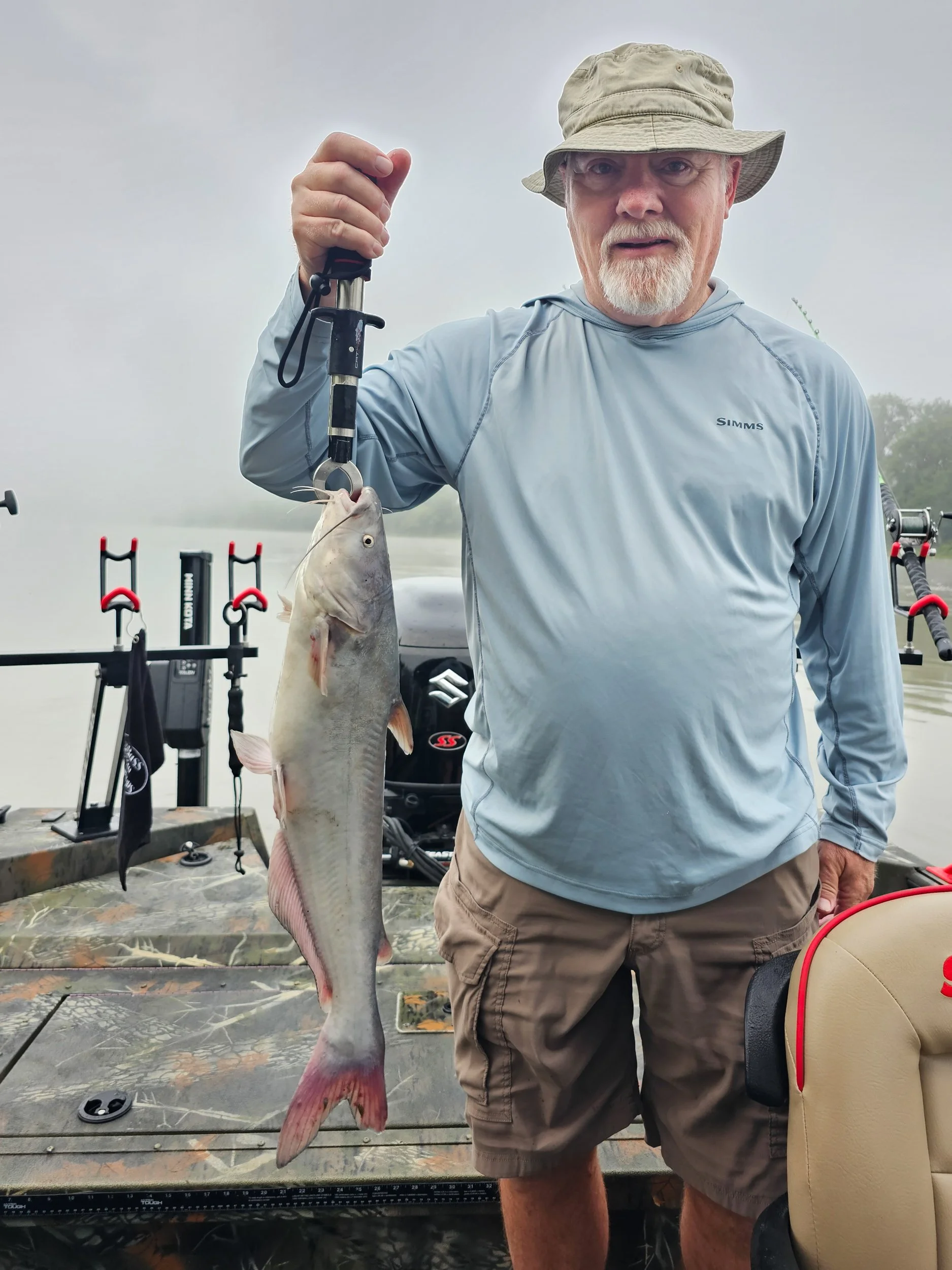 Missouri River Catfishing — Raun Lohry