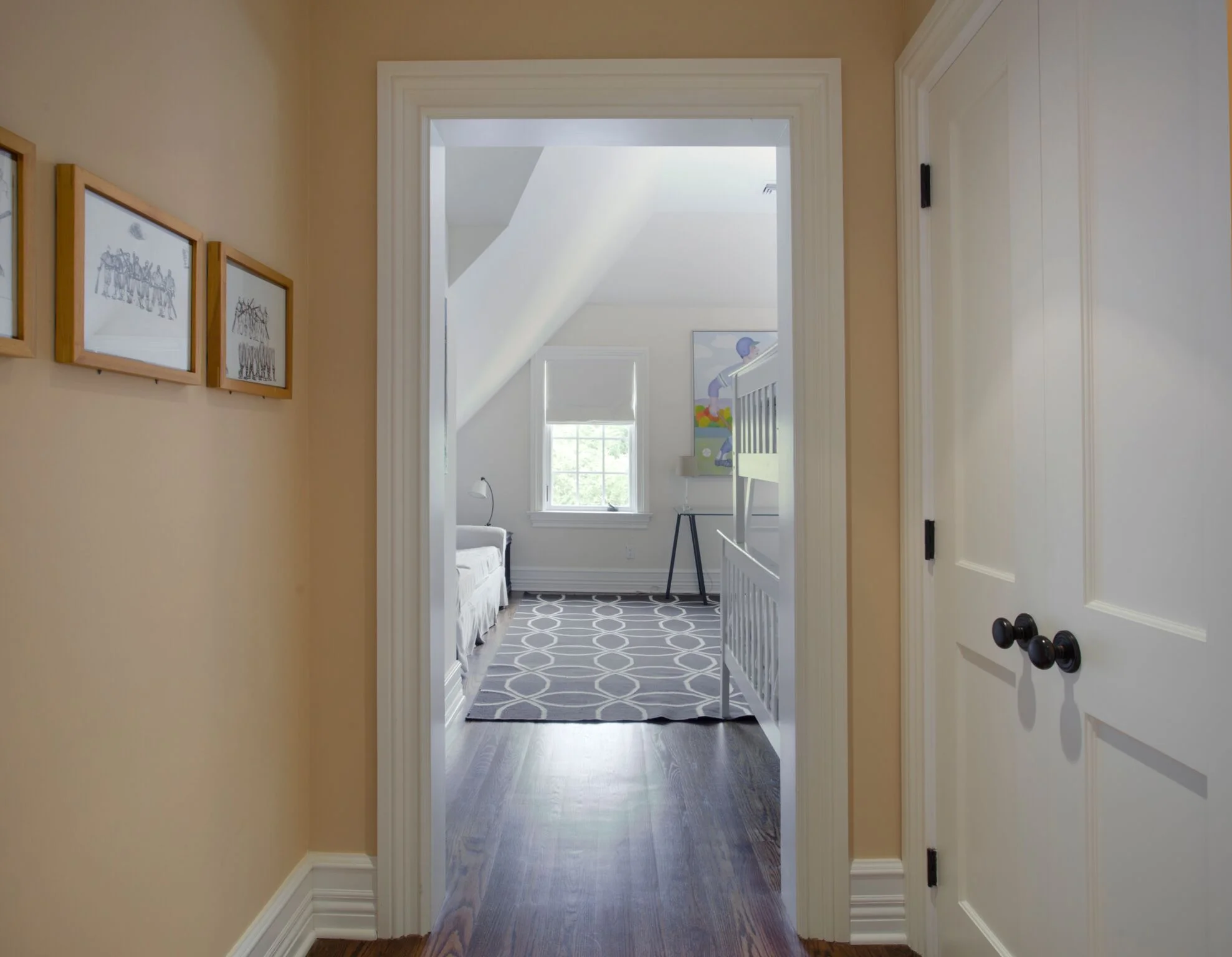 44-Sunrise-GuestBedroom-4_preview.jpg