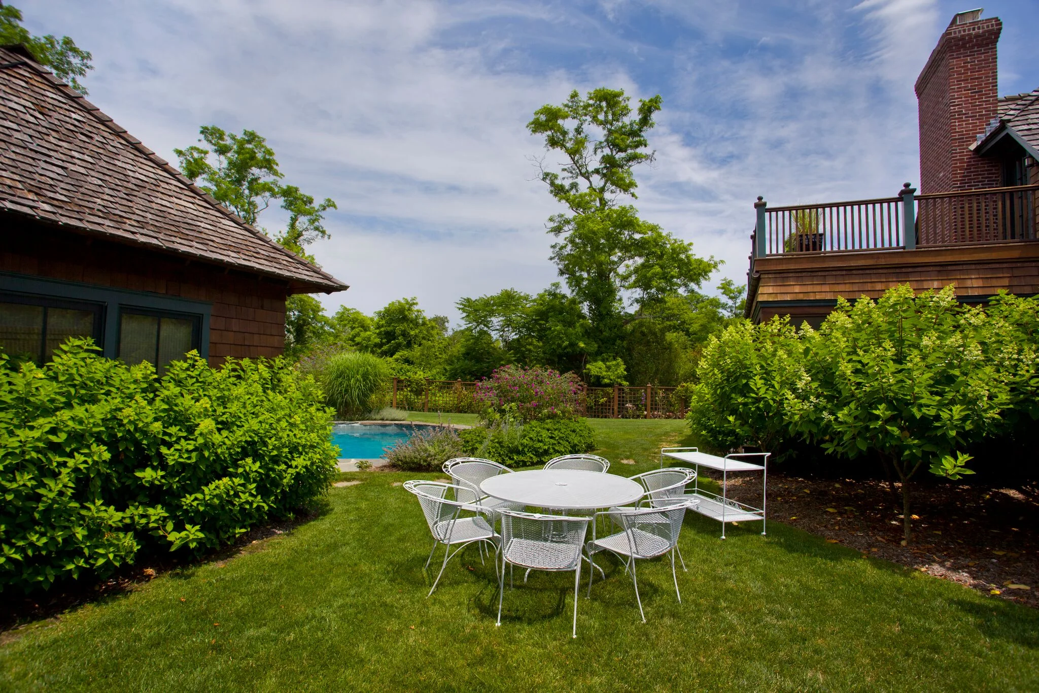 44-Sunrise-OutdoorDining-2_preview.jpg
