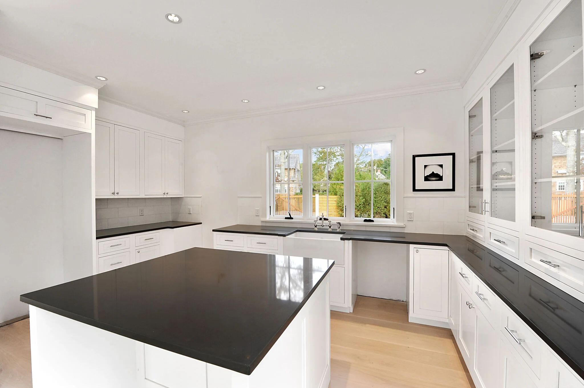 194_Narrow_Lane_Bridgehampton_(01) high - Copy_preview.jpg