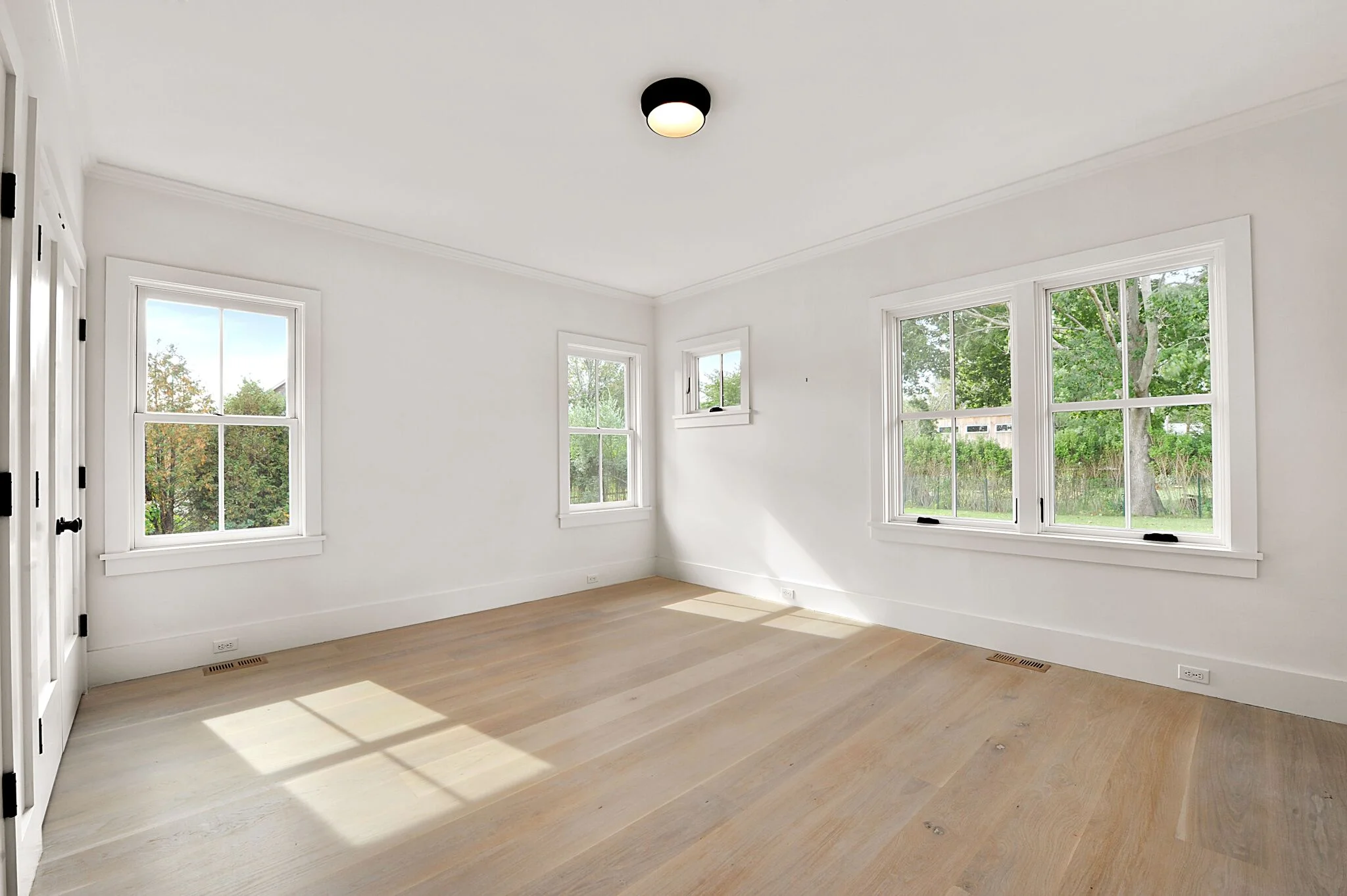 194_Narrow_Lane_Bridgehampton_(05) high - Copy_preview.jpg