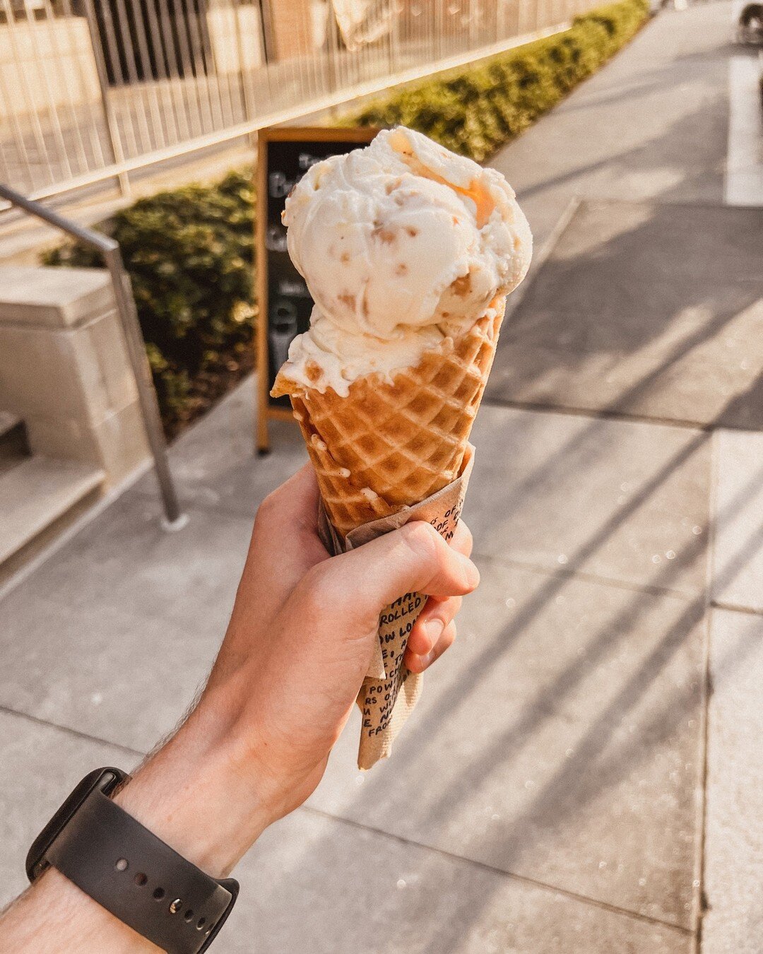 after a long week @jenisicecreams is much needed