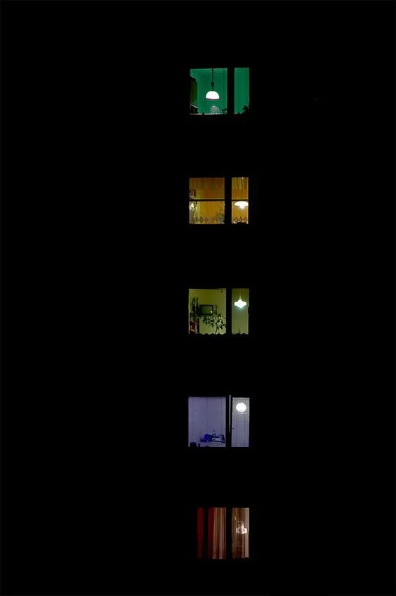 Lost in observation