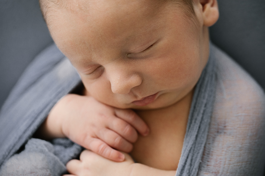  newborn baby family photographer Geelong natural light photographer Casey Bell 