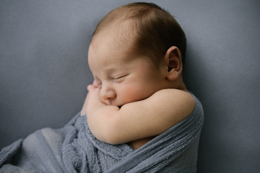  newborn baby family photographer Geelong natural light photographer Casey Bell 