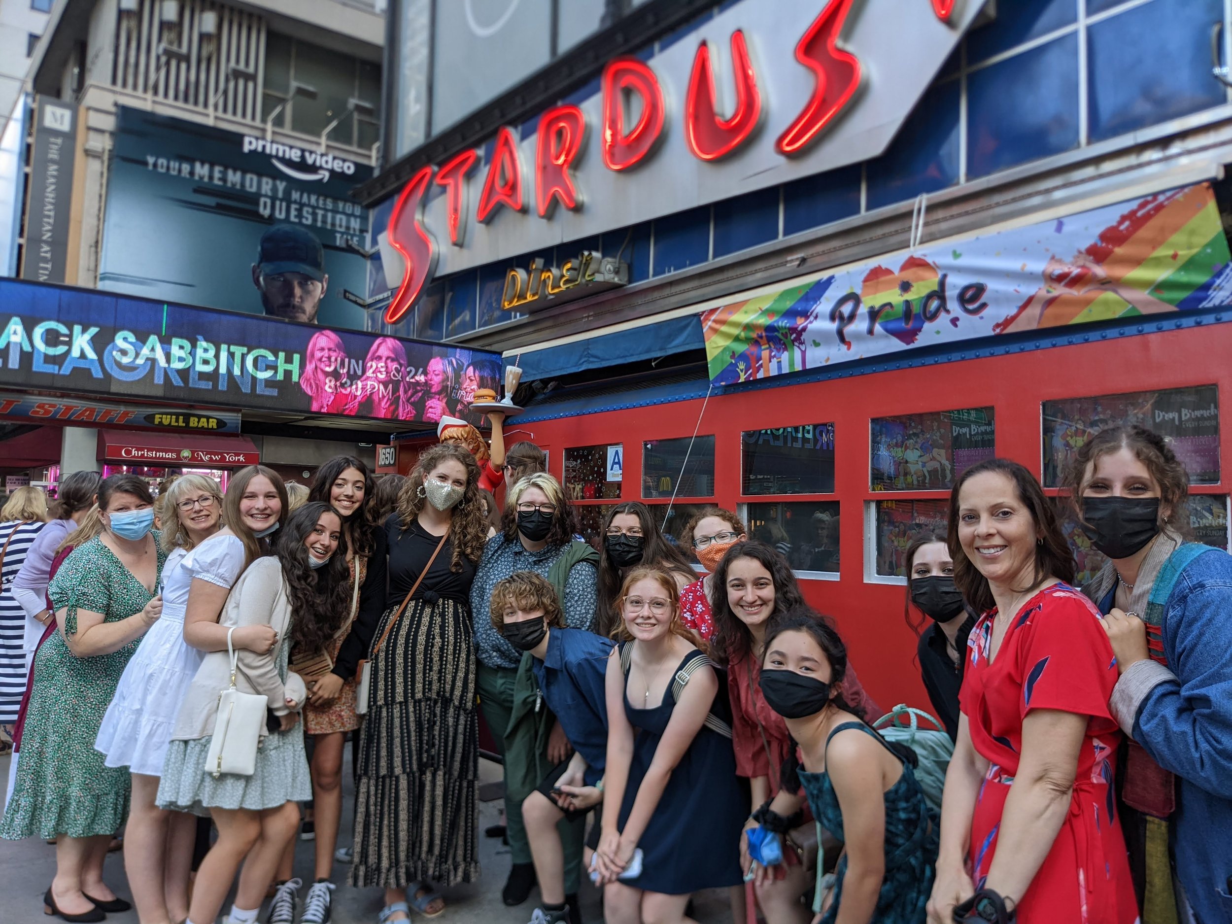  Ellen's Stardust Diner and Wicked! On Broadway!! 