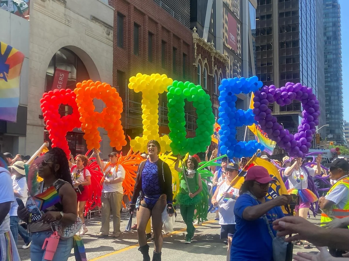 happy pride toronto!!! 🌈

#prideto #pride🌈 #prideparade