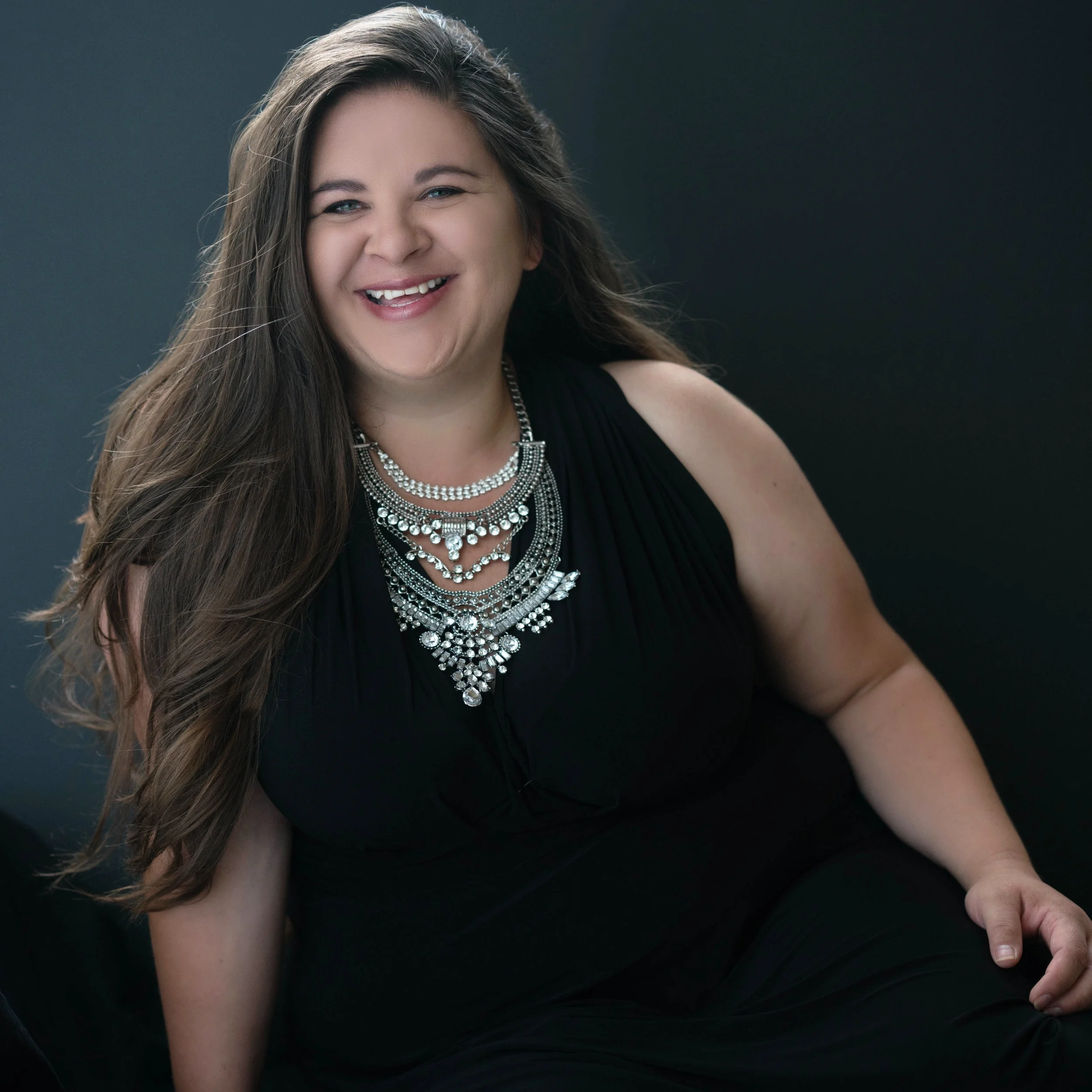 SelenaAwesome experience!!! If you are like me and nervous about getting your photo taken, Evenet is perfect for you. She does everything she can to make you comfortable through the whole process. More than anything, she reminded me that I don't hav…