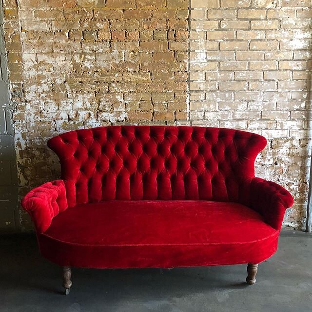 Meet Scarlett! We have finally found our red beauty we have been looking for and she is SO fine!