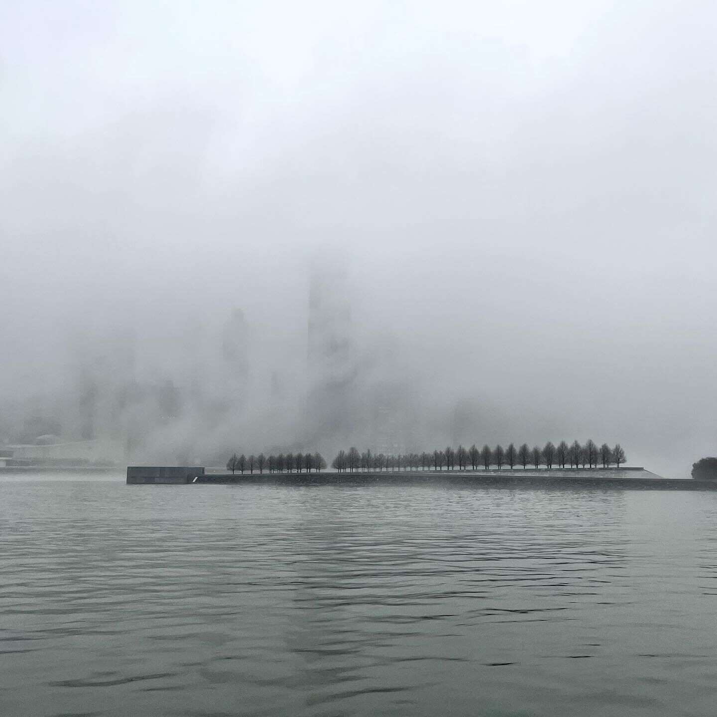 Four Freedoms Park emerging in the morning fog. @4freedomspark #fourfreedomspark #louiskahn #newyork #newyorkcity #architecture #architecturephotography