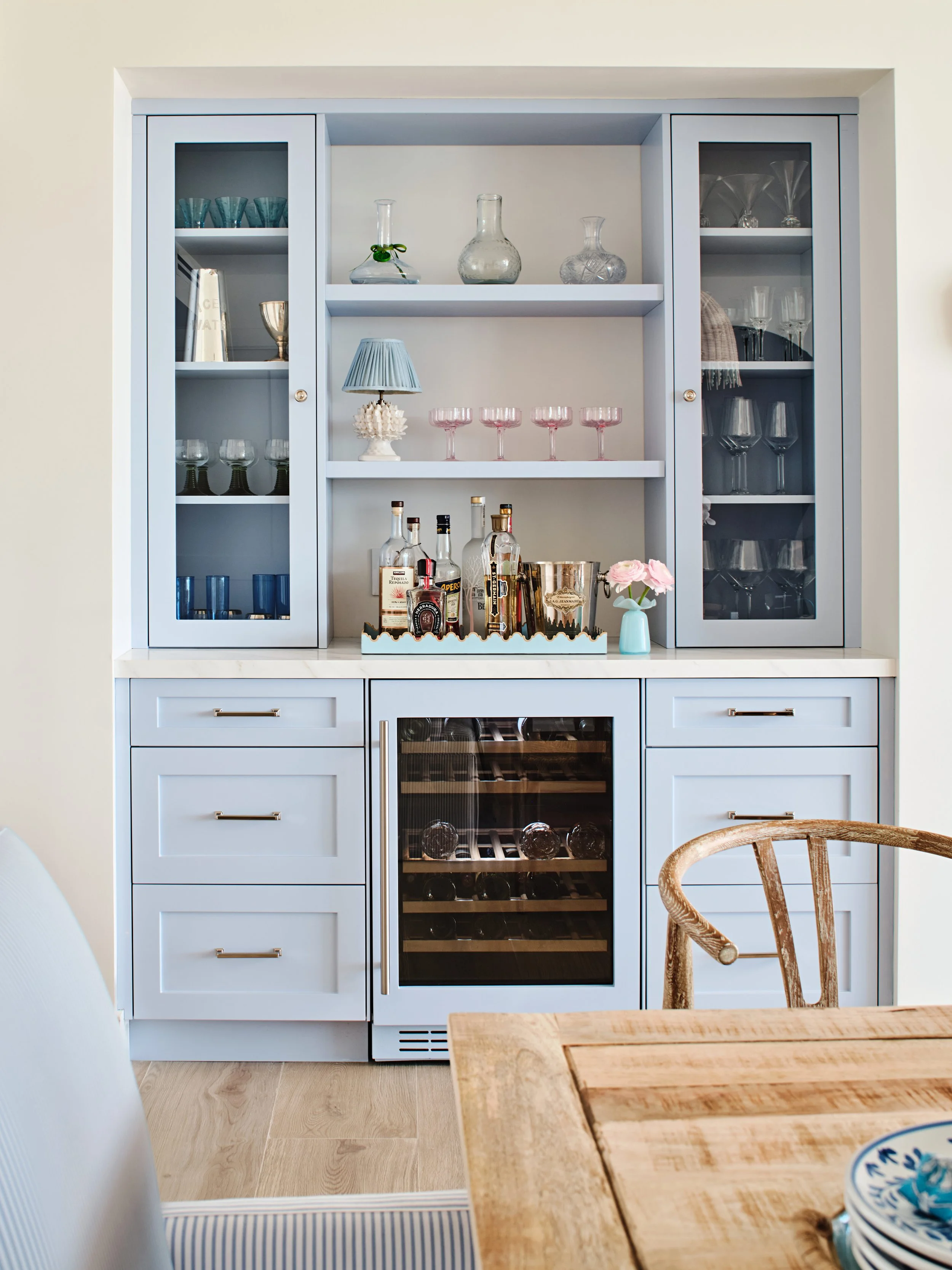 palm-beach-condo-renovation-whitney-ross-dinning-bar-cocktail-wine-builtins.jpg