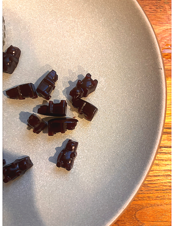 How to Make the Best Elderberry Gummies