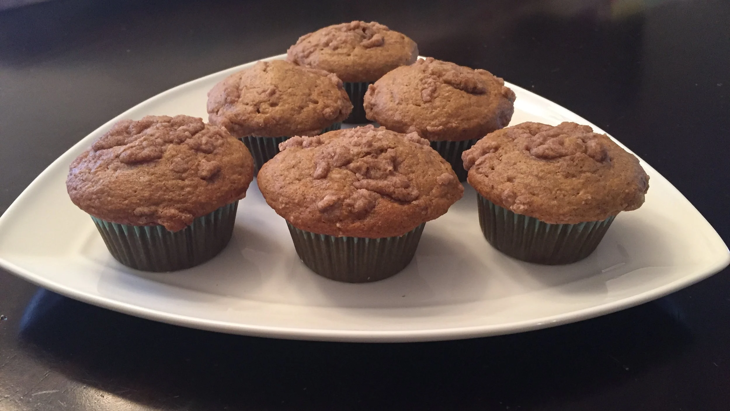   Maple, brown sugar, and oat muffin !  Perfect morning muffin to replace your bowl of maple and brown sugar bowl of oatmeal.&nbsp; These muffins are great for on the go.&nbsp;&nbsp; 
