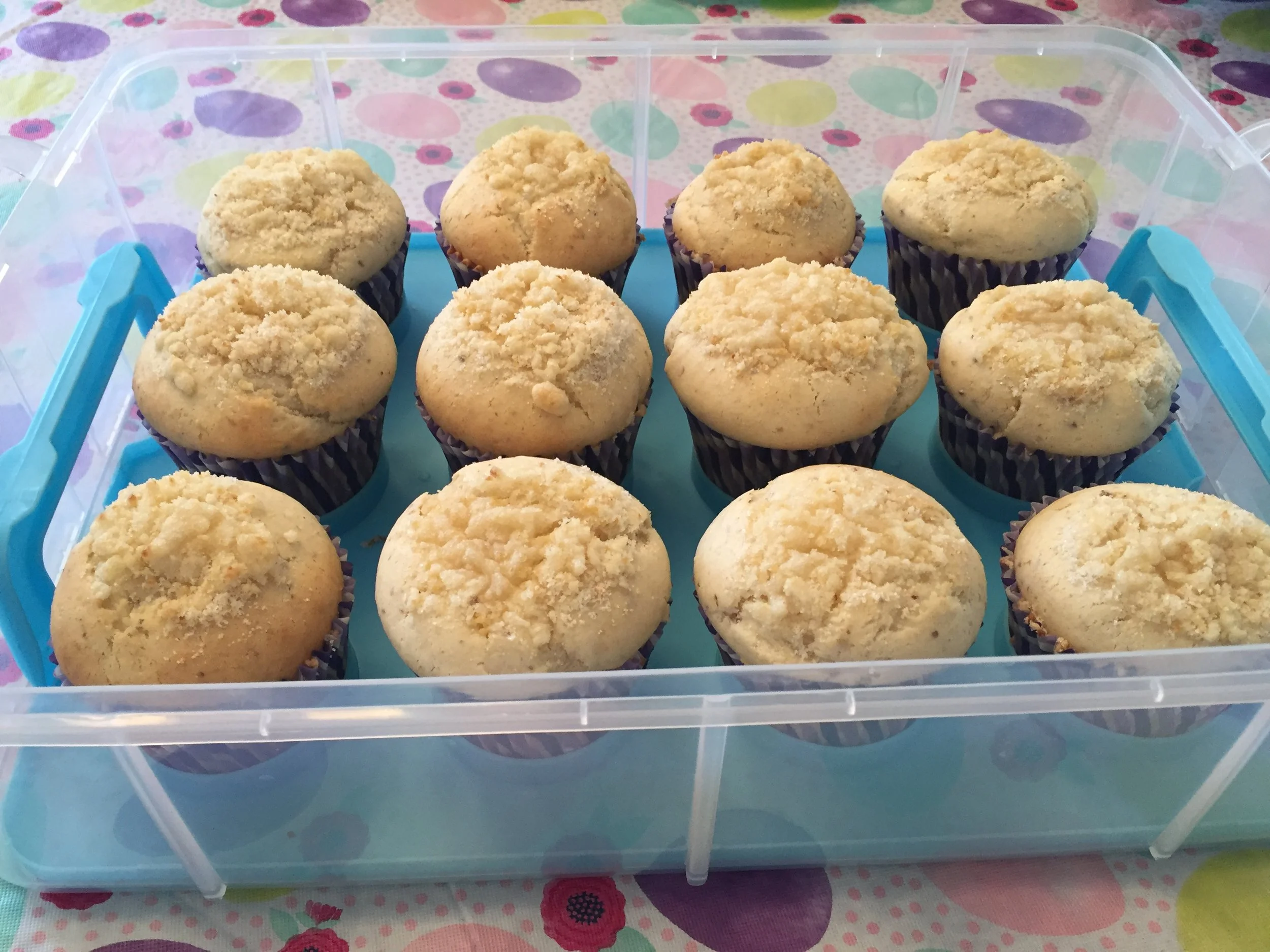   Lemonade Muffin :  This citrus muffin bursts with flavor and begs for the summer monhs.&nbsp; These lemon muffins are sprinkled with lemon and sugar.&nbsp; lemony lusciousness... 