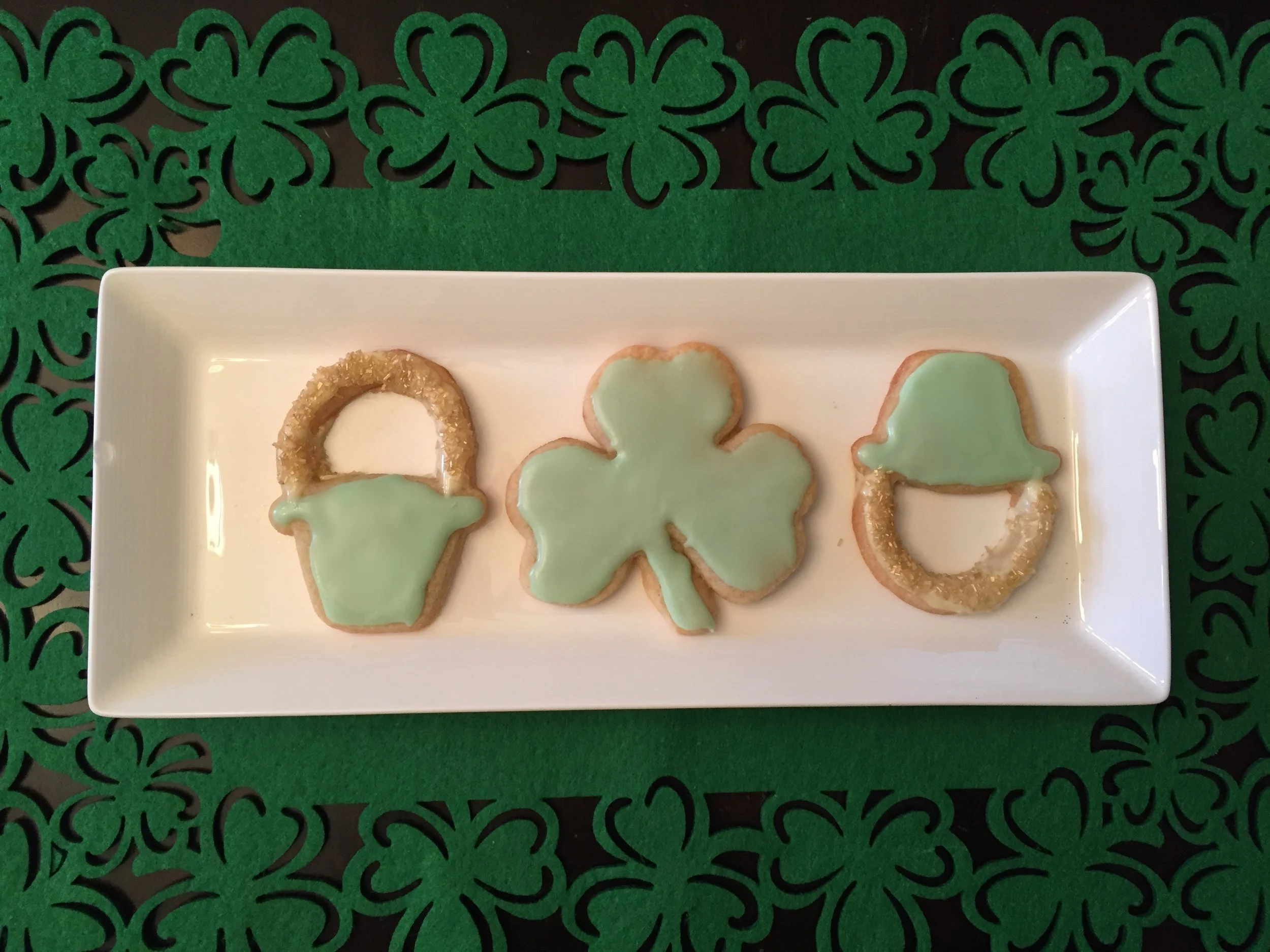   St. Patty's Day: Mint, Vanilla, and Lemon Frosted Sugar Cookies .  These fun St. Patrick's day cookies were made for my daughter's class, 30+ kids and for them I made most with the shamrock design and mint frosting.&nbsp; However I knew some kids i