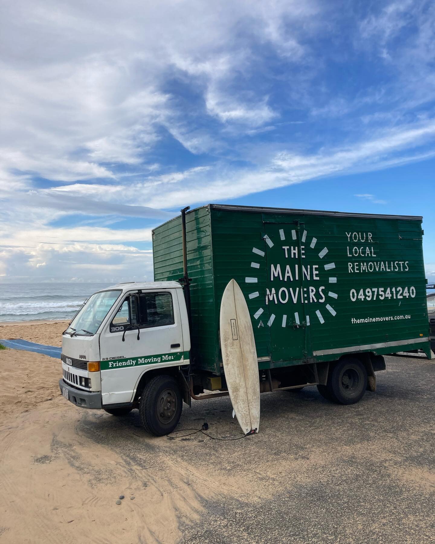 Thinking of moving to Sydney? Don&rsquo;t do it! Sydney sucks! But if you have no choice, we&rsquo;ll be your magic carpet ride up the Hume. Greenie is slow, but she makes up for it with staggeringly large diesel consumption #surfsup #dieselsuptoo