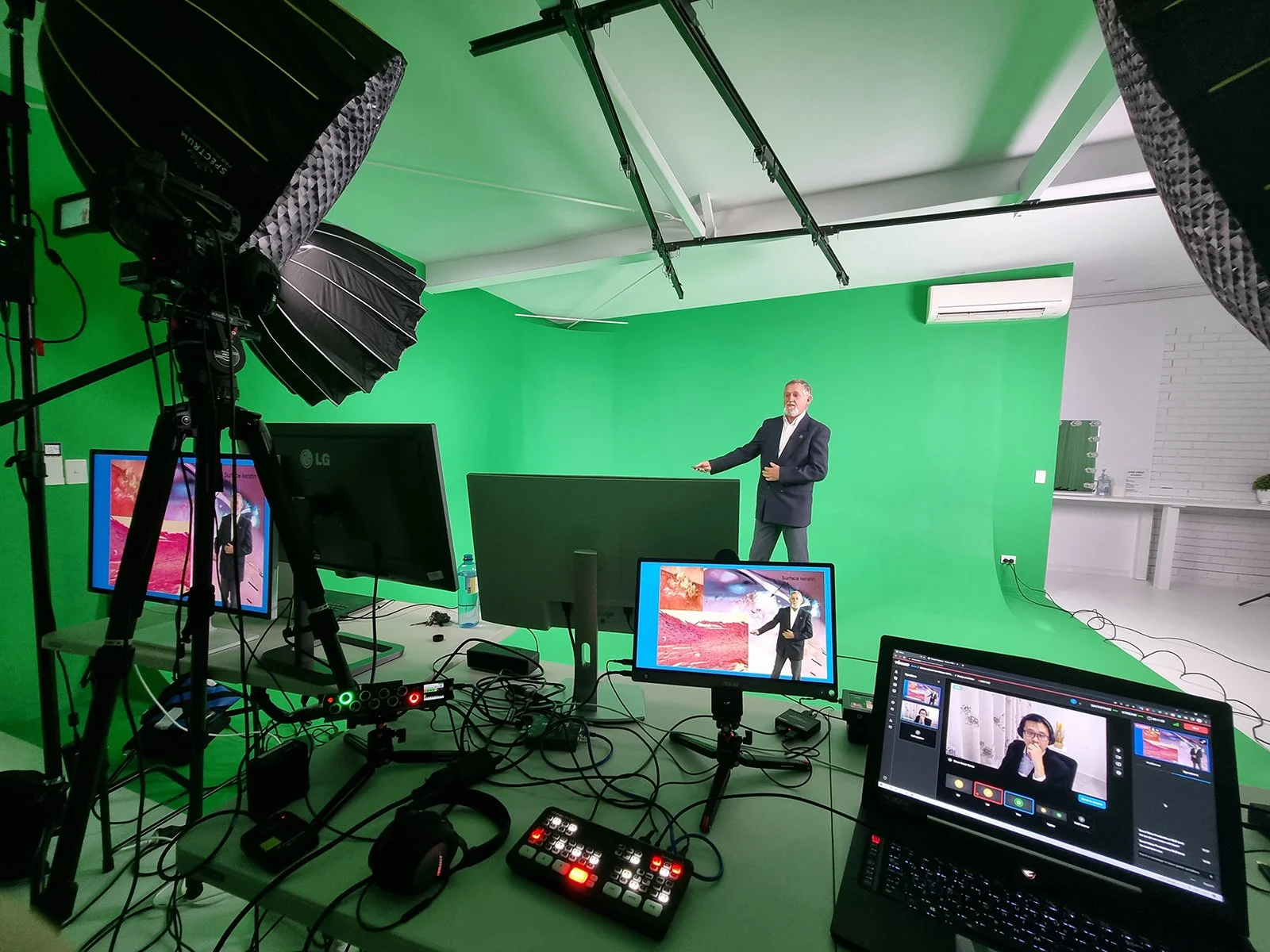 2022-04-02 12.41.27.jpeg