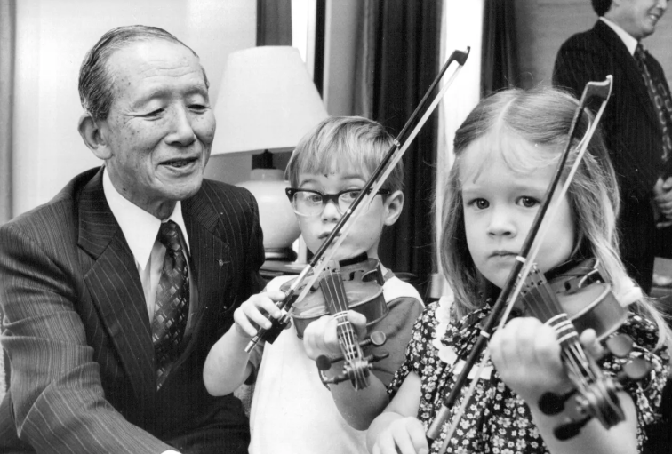 QUÉ ES EL MÉTODO SUZUKI